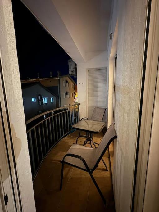 Long Royal Appartement Podgorica Buitenkant foto