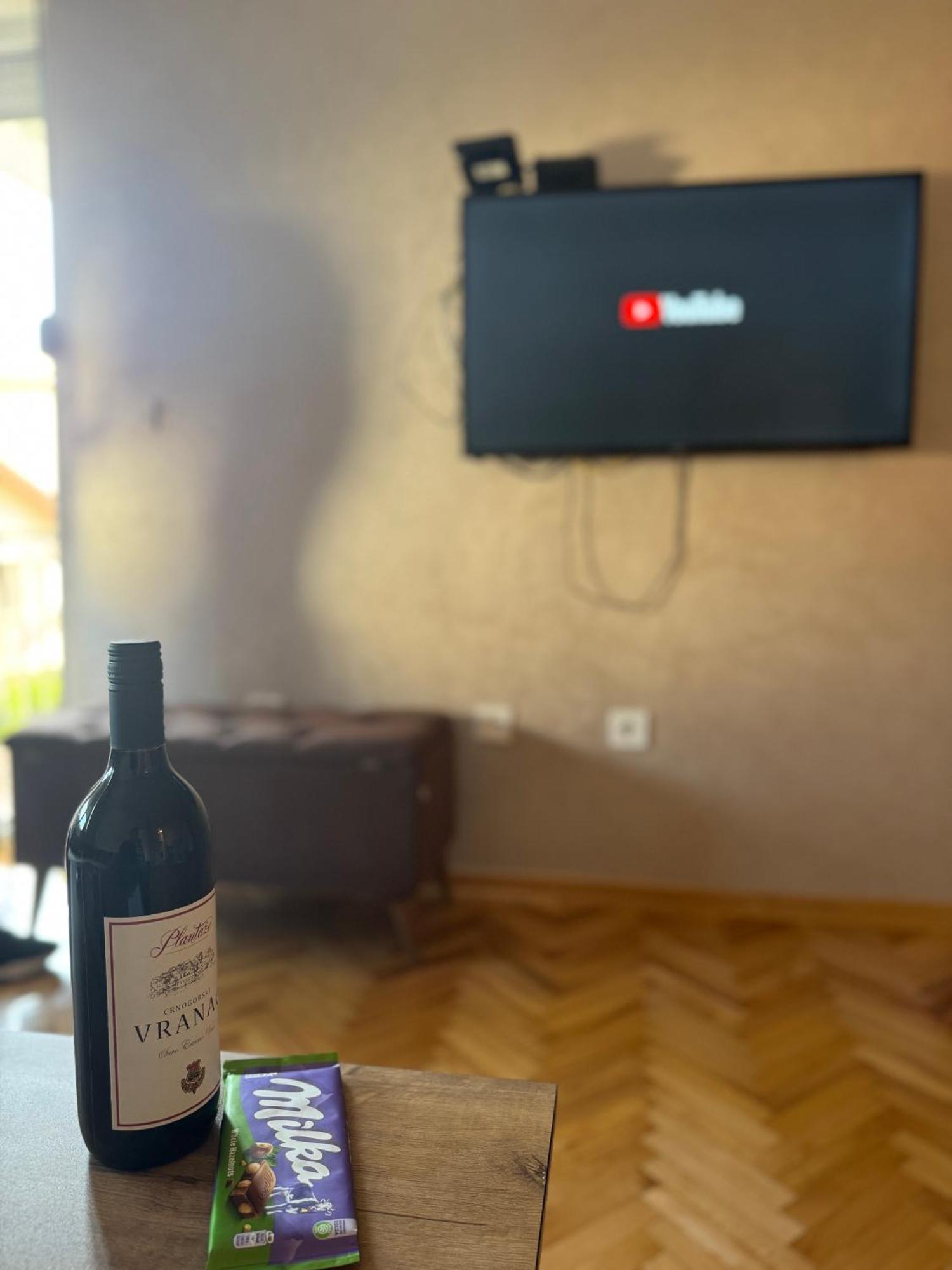Long Royal Appartement Podgorica Buitenkant foto